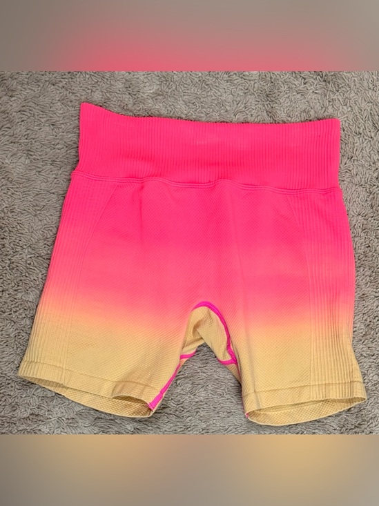 PINK Victoria's Secret Pants - PINK Ombré high waisted shorts size S